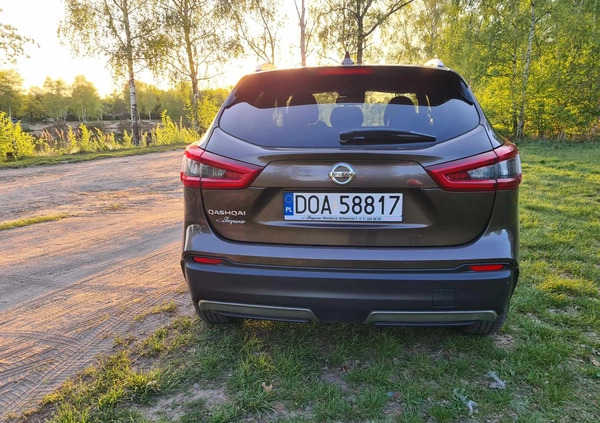 Nissan Qashqai cena 65500 przebieg: 161500, rok produkcji 2017 z Ślesin małe 277